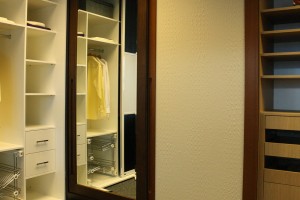 Bespoke Walk In Wardrobe Design